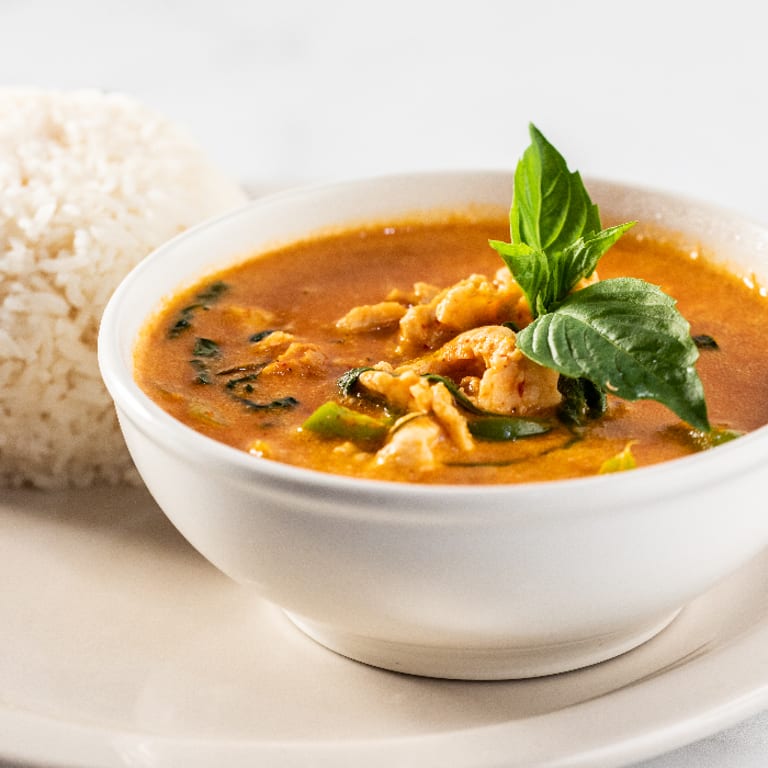 Spice Up Your Meal with Red Curry Delights