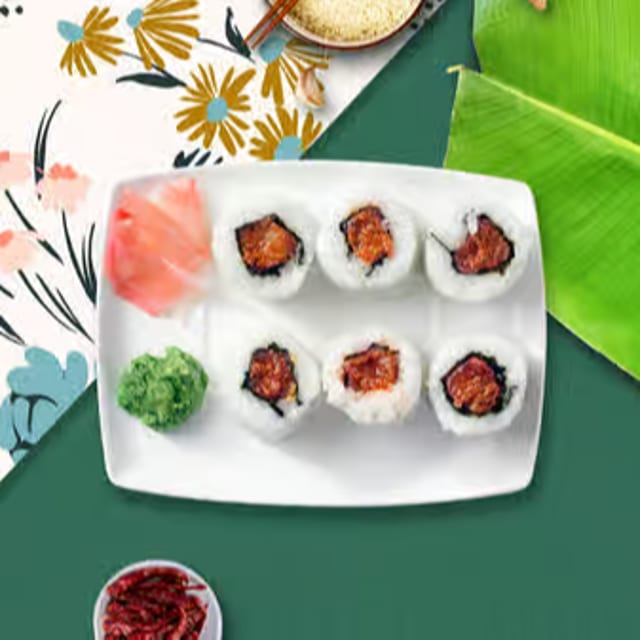 Spicy Salmon Roll.